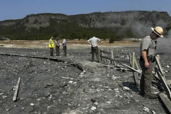 Hydrothermal Explosion Causes Damage in Yellowstone National Park